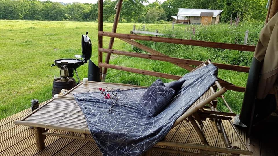 Glamping Des 2 Marguerites Otel Bazoches-au-Houlme Dış mekan fotoğraf